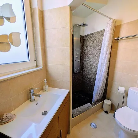 Baixa Sunny With A View! Апартаменти